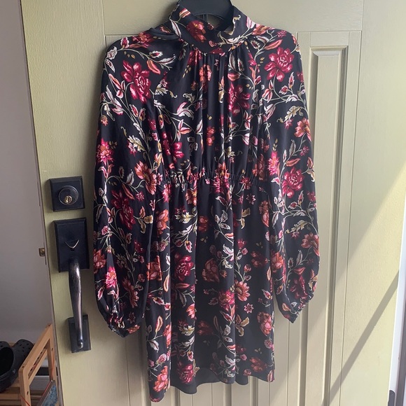 A.L.C. Nadia mock neck floral silk dress - Picture 4 of 14